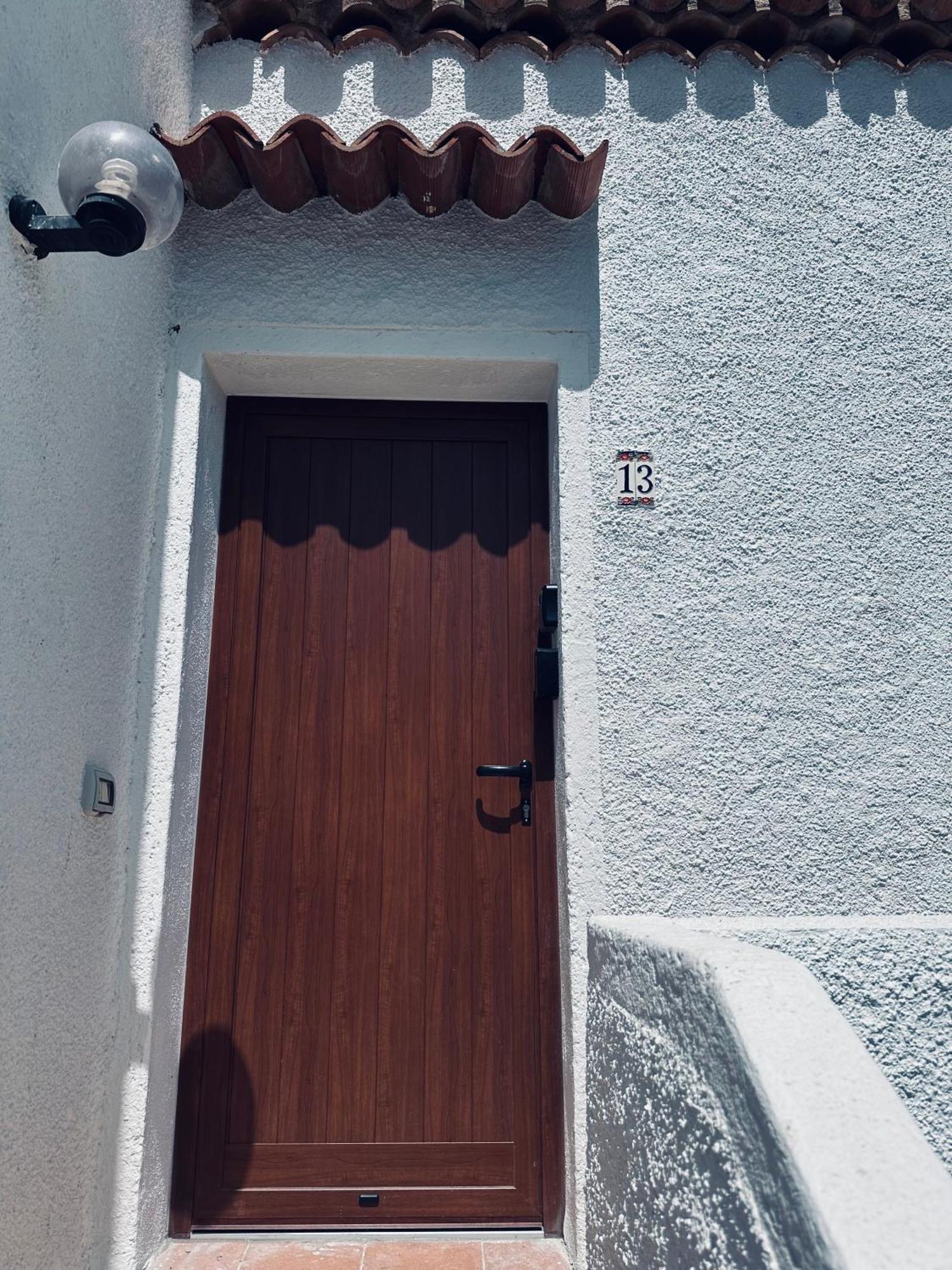 Sun House Santa Teresa Di Gallura Eksteriør billede